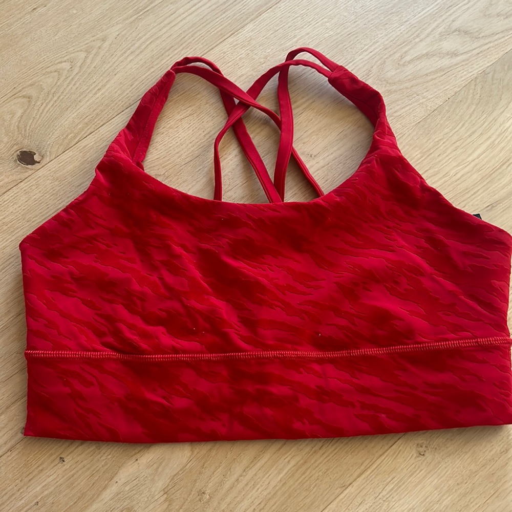 Lululemon sports bra